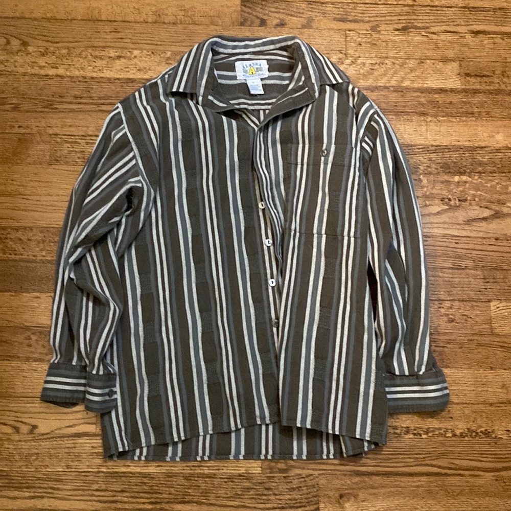 Vintage button up